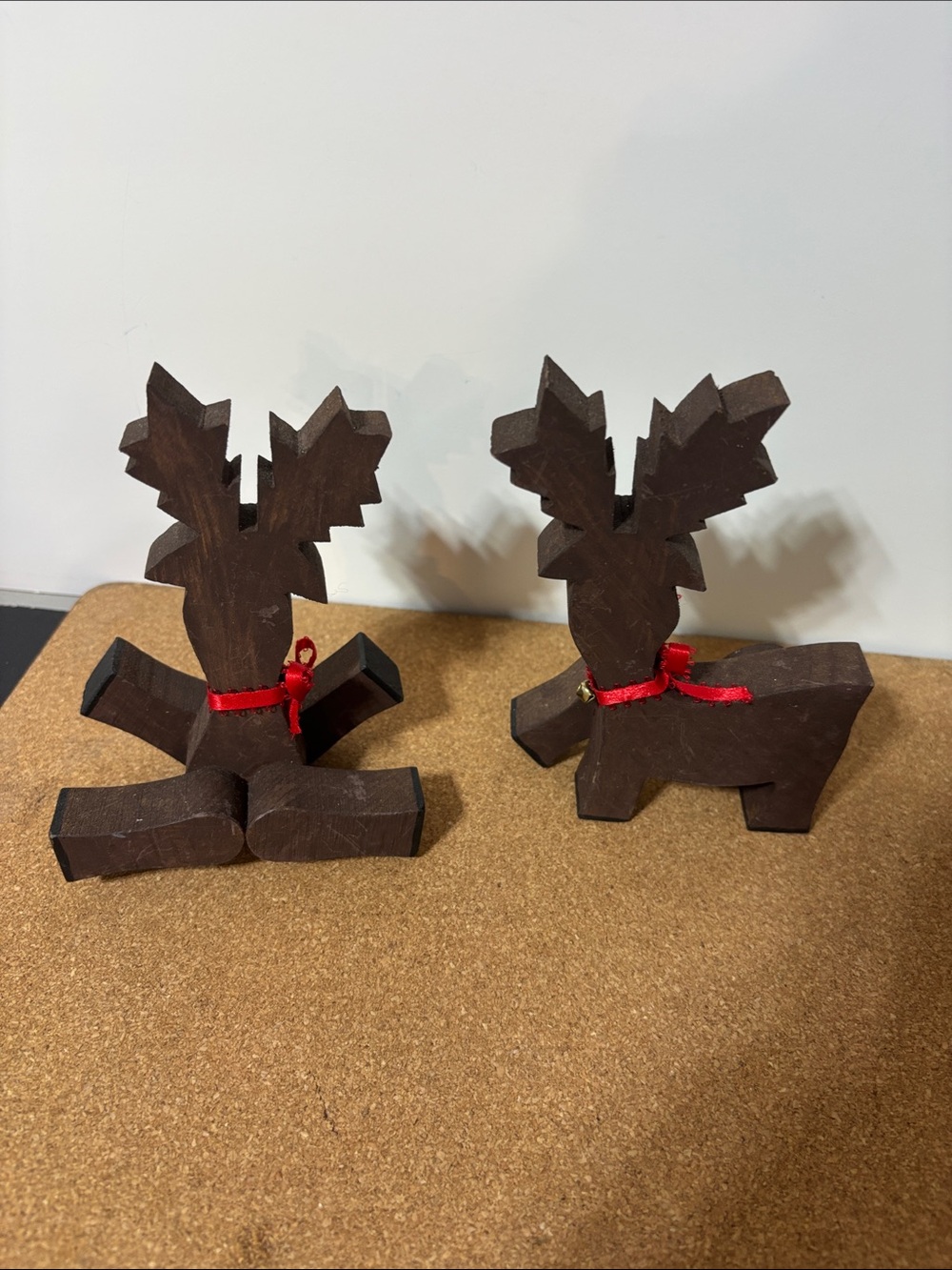 π3/$15 Handmade Brown Wooden Reindeer Christmas Vintage - Picture 4 of 4